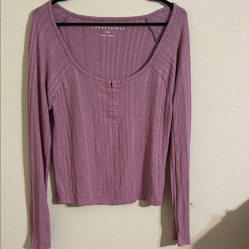 Aeropostale Women's Long Sleeve Ribbed Top in Mauve